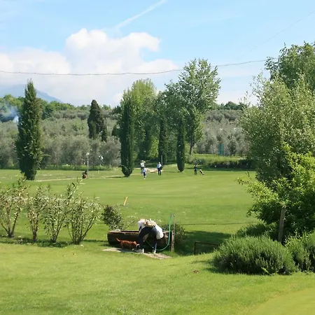 Lägenhet Belvilla By Oyo Golf A *